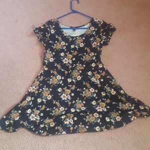 FOREVER 21 cute Floral Skater dress XL